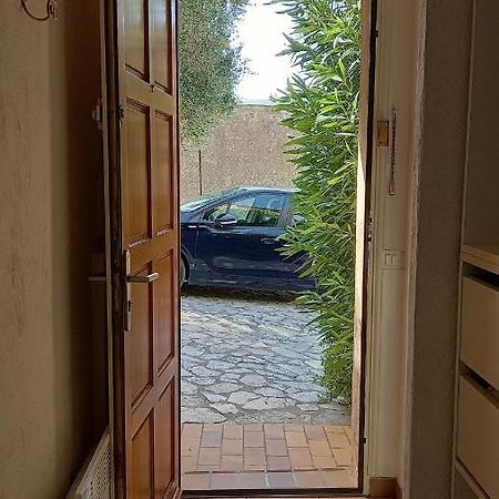 Studio-Jardinet-Parking Apartment Grasse Exterior photo